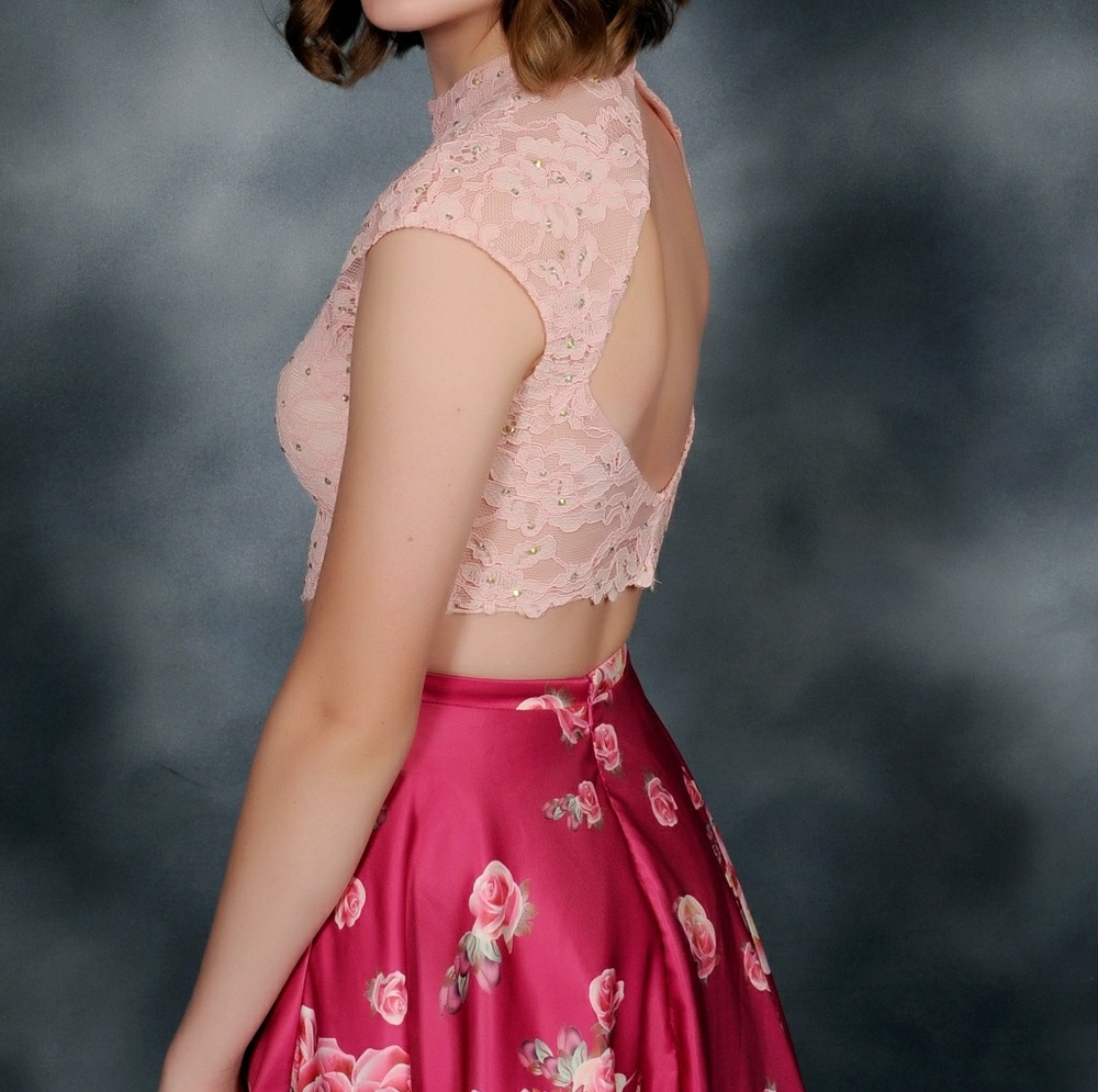 Prom/homecoming dress